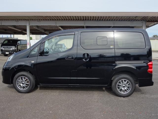 ＮＶ２００バネットワゴン １６Ｘ－２Ｒ　純正メモリーナビ　バックカメラ　フルセグ　Ｂｌｕｅｔｏｏｔｈ　ＥＴＣ　ナビ連動ドライブレコーダー　キーレス　フォグランプ　社外アルミ　小窓付スライドドア（5枚目）