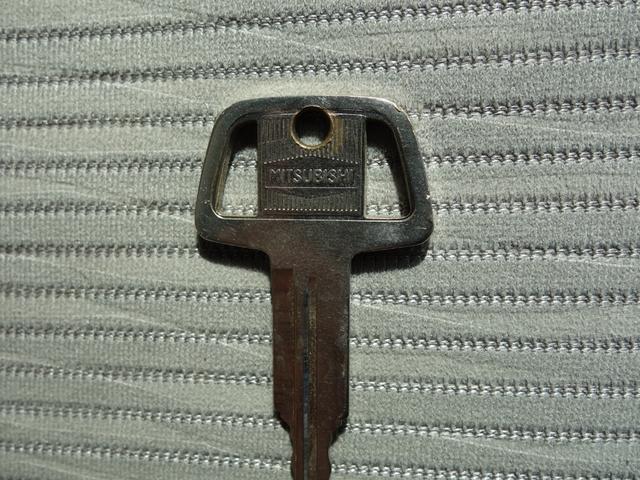 広い敷地に普通車・軽自動車・商用車合わせて在庫車両３００台以上あります！高級車からお手頃価格車両まで幅広く販売しております。支払総額２０万円からご用意しています。是非一度お問い合わせください。