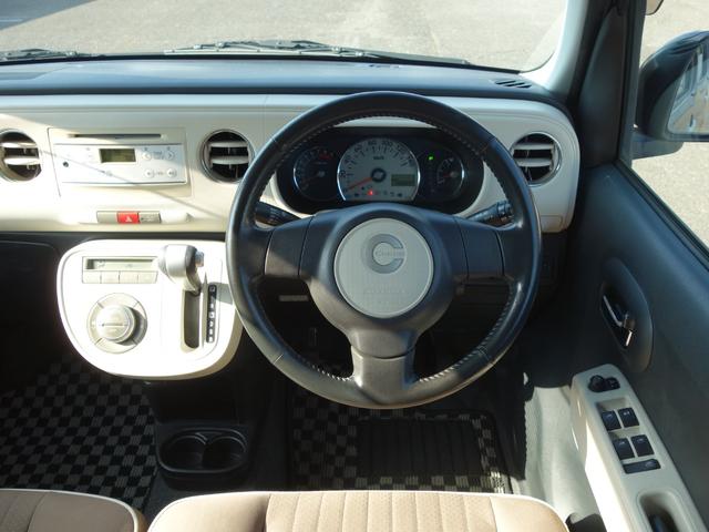 ミラココア ココアプラスＸスペシャルコーデ　走行４１０００ｋｍ　ルーフレール　スマートキー　ＡＵＸ付　フォグランプ　プライバシーガラス　ドアバイザー（15枚目）