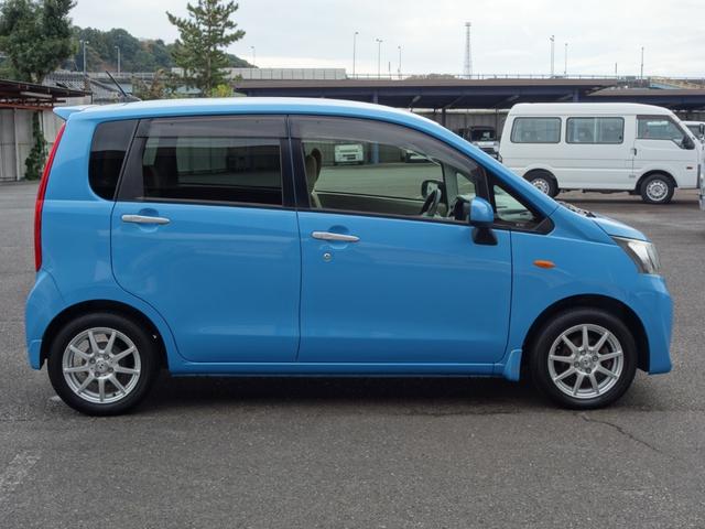 ステラ L スマートアシスト 社外アルミ キーレス 衝突軽減ブレーキ AUX付デッキ 電動格納ミラー ドアバイザー(4枚目)