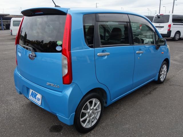 ステラ L スマートアシスト 社外アルミ キーレス 衝突軽減ブレーキ AUX付デッキ 電動格納ミラー ドアバイザー(8枚目)