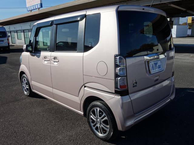 Ｎ－ＢＯＸ Ｇ・ターボパッケージ　ターボ　車検Ｒ９年１０月　両側パワースライドドア　ＥＴＣ　スマートキー　プッシュスタート　ＡＵＸ付　ステアリングリモコン　クルーズコントロール　純正アルミ　革ハンドル（9枚目）