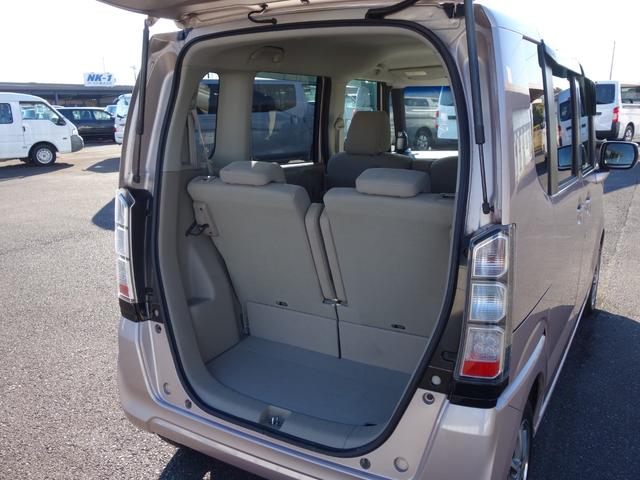 Ｎ－ＢＯＸ Ｇ・ターボパッケージ　ターボ　車検Ｒ９年１０月　両側パワースライドドア　ＥＴＣ　スマートキー　プッシュスタート　ＡＵＸ付　ステアリングリモコン　クルーズコントロール　純正アルミ　革ハンドル（18枚目）