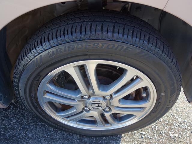 Ｎ－ＢＯＸ Ｇ・ターボパッケージ　ターボ　車検Ｒ９年１０月　両側パワースライドドア　ＥＴＣ　スマートキー　プッシュスタート　ＡＵＸ付　ステアリングリモコン　クルーズコントロール　純正アルミ　革ハンドル（19枚目）