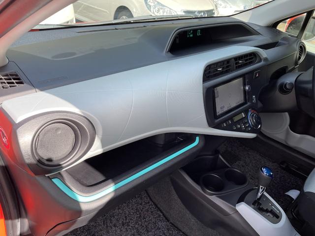 アクア S ドライブレコーダー ETC バックカメラ ナビ TV アルミホイール オートライト スマートキー 電動格納ミラー CVT 衝突安全ボディ ABS ESC CD DVD再生 Bluetooth エアコン(10枚目)