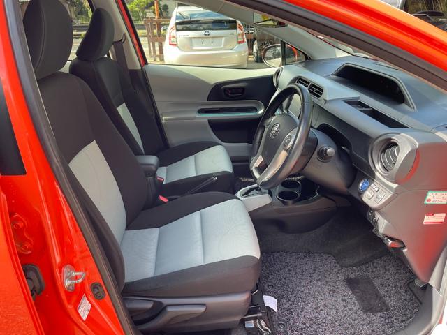 アクア S ドライブレコーダー ETC バックカメラ ナビ TV アルミホイール オートライト スマートキー 電動格納ミラー CVT 衝突安全ボディ ABS ESC CD DVD再生 Bluetooth エアコン(11枚目)