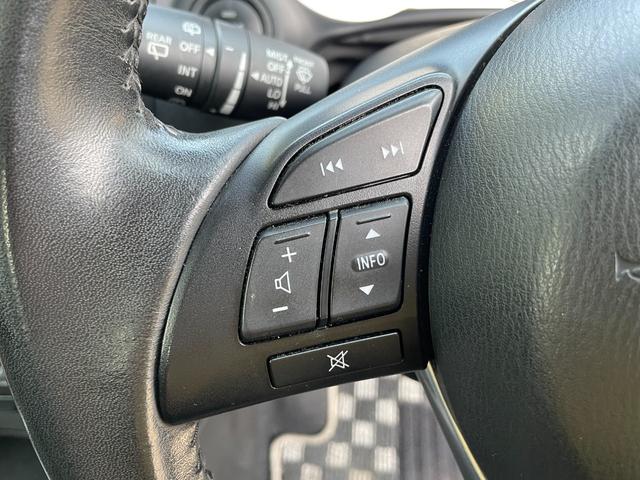 ＣＸ－５ ＸＤ　４ＷＤ　バックカメラ　サイドカメラ　オートクルーズコントロール　ナビ　ＴＶ　オートライト　アルミホイール　アイドリングストップ　ＡＴ　盗難防止システム　衝突安全ボディ　ＡＢＳ　エアコン（7枚目）