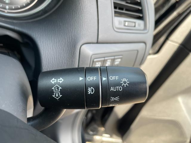 ＣＸ－５ ＸＤ　４ＷＤ　バックカメラ　サイドカメラ　オートクルーズコントロール　ナビ　ＴＶ　オートライト　アルミホイール　アイドリングストップ　ＡＴ　盗難防止システム　衝突安全ボディ　ＡＢＳ　エアコン（9枚目）