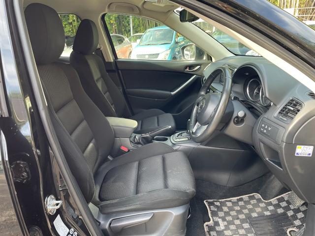 ＣＸ－５ ＸＤ　４ＷＤ　バックカメラ　サイドカメラ　オートクルーズコントロール　ナビ　ＴＶ　オートライト　アルミホイール　アイドリングストップ　ＡＴ　盗難防止システム　衝突安全ボディ　ＡＢＳ　エアコン（21枚目）