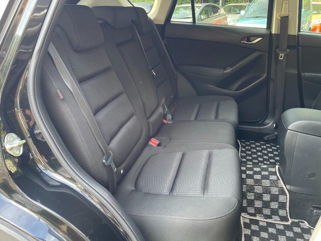 ＣＸ－５ ＸＤ　４ＷＤ　バックカメラ　サイドカメラ　オートクルーズコントロール　ナビ　ＴＶ　オートライト　アルミホイール　アイドリングストップ　ＡＴ　盗難防止システム　衝突安全ボディ　ＡＢＳ　エアコン（23枚目）