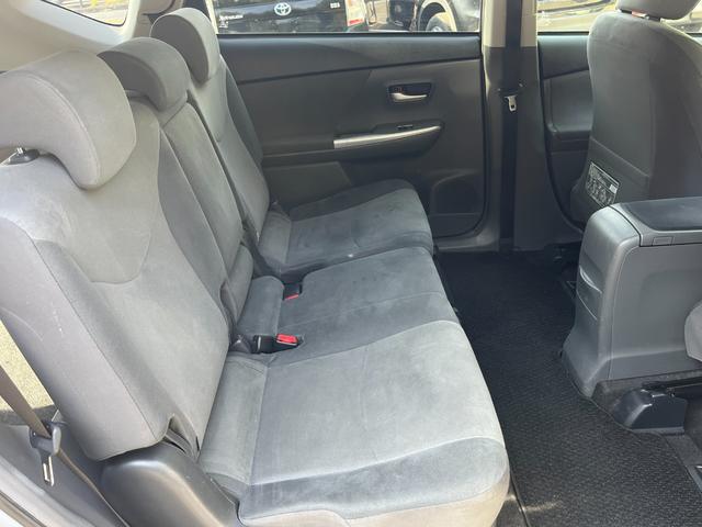 プリウスアルファ Sツーリングセレクション ドライブレコーダー ETC バックカメラ TV アルミホイール オートライト ヘッドライトウォッシャー スマートキー CVT 盗難防止システム 衝突安全ボディ ABS エアコン パワーステアリング(9枚目)