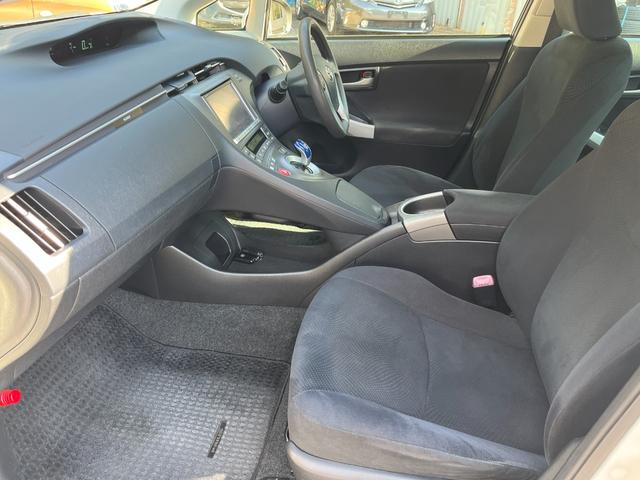 プリウス S ETC バックカメラ TV アルミホイール HID CVT スマートキー 盗難防止システム 衝突安全ボディ ABS ESC エアコン パワーステアリング パワーウィンドウ 運転席エアバッグ(10枚目)