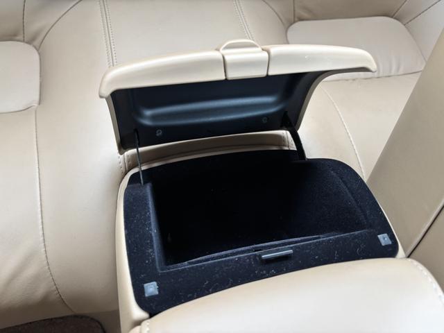ＳＣ ＳＣ４３０　オープンカー　ＥＴＣ　ナビ　ＴＶ　オートクルーズコントロール　オートライト　ＨＩＤ　ＡＴ　キーレスエントリー　電動格納ミラー　シートヒーター　アルミホイール　盗難防止システム　衝突安全ボディ　ＡＢＳ（32枚目）