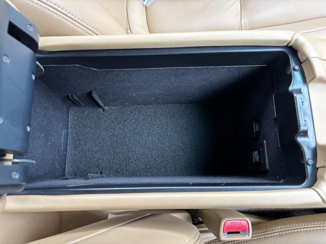 ＳＣ ＳＣ４３０　オープンカー　ＥＴＣ　ナビ　ＴＶ　オートクルーズコントロール　オートライト　ＨＩＤ　ＡＴ　キーレスエントリー　電動格納ミラー　シートヒーター　アルミホイール　盗難防止システム　衝突安全ボディ　ＡＢＳ（43枚目）
