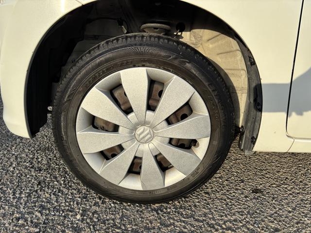 ワゴンＲ ＦＸ　キーレスエントリー　アイドリングストップ　電動格納ミラー　ＣＶＴ　盗難防止システム　ＡＢＳ　ＣＤ　ミュージックプレイヤー接続可　アルミホイール　衝突安全ボディ　エアコン　パワーステアリング（40枚目）