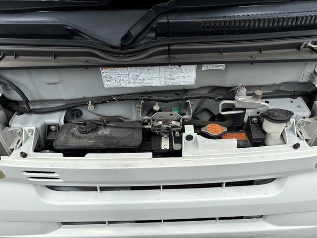 サンバーバン ＶＢ　ＡＴ　ＥＴＣ　両側スライドドア　エアコン　運転席エアバッグ　助手席エアバッグ（29枚目）
