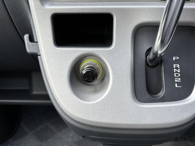 アトレーワゴン カスタムターボＲＳ　両側スライドドア　ＨＩＤ　キーレスエントリー　電動格納ミラー　ＡＴ　ＡＢＳ　ＣＤ　アルミホイール　衝突安全ボディ　エアコン　パワーステアリング　パワーウィンドウ　運転席エアバッグ　助手席エアバッグ（35枚目）