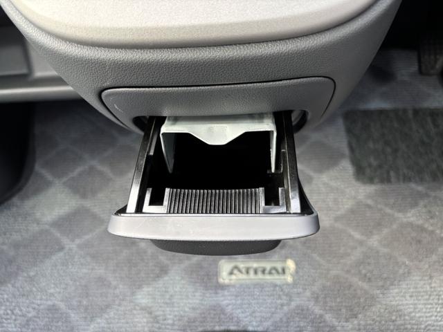 アトレーワゴン カスタムターボＲＳ　両側スライドドア　ＨＩＤ　キーレスエントリー　電動格納ミラー　ＡＴ　ＡＢＳ　ＣＤ　アルミホイール　衝突安全ボディ　エアコン　パワーステアリング　パワーウィンドウ　運転席エアバッグ　助手席エアバッグ（40枚目）