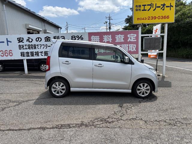 ワゴンＲ ＦＸリミテッド　ＥＴＣ　スマートキー　電動格納ミラー　ベンチシート　ＣＶＴ　盗難防止システム　ＡＢＳ　ＣＤ　アルミホイール　衝突安全ボディ　エアコン（26枚目）