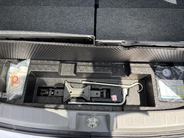 ワゴンＲ ＦＸリミテッド　ＥＴＣ　スマートキー　電動格納ミラー　ベンチシート　ＣＶＴ　盗難防止システム　ＡＢＳ　ＣＤ　アルミホイール　衝突安全ボディ　エアコン（46枚目）