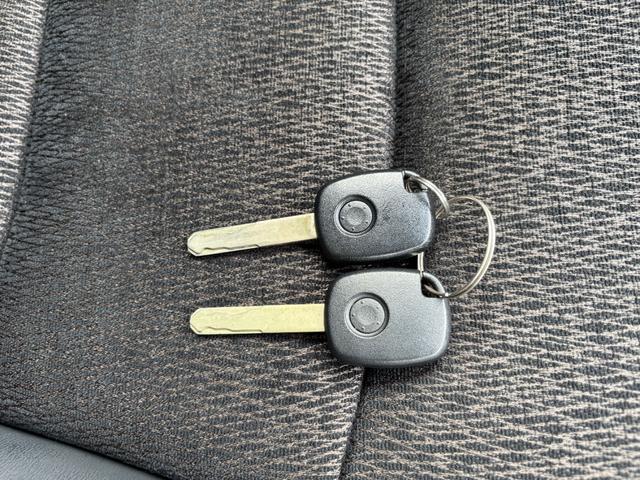 オデッセイ アブソルート　ＥＴＣ　バックカメラ　ナビ　オートクルーズコントロール　ＨＩＤ　キーレスエントリー　電動格納ミラー　パワーシート　ＡＴ　アルミホイール　ＣＤ　１００Ｖ電源　盗難防止システム　衝突安全ボディ　ＡＢＳ（15枚目）