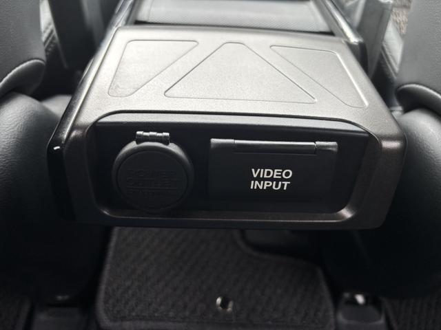 オデッセイ アブソルート　ＥＴＣ　バックカメラ　ナビ　オートクルーズコントロール　ＨＩＤ　キーレスエントリー　電動格納ミラー　パワーシート　ＡＴ　アルミホイール　ＣＤ　１００Ｖ電源　盗難防止システム　衝突安全ボディ　ＡＢＳ（44枚目）