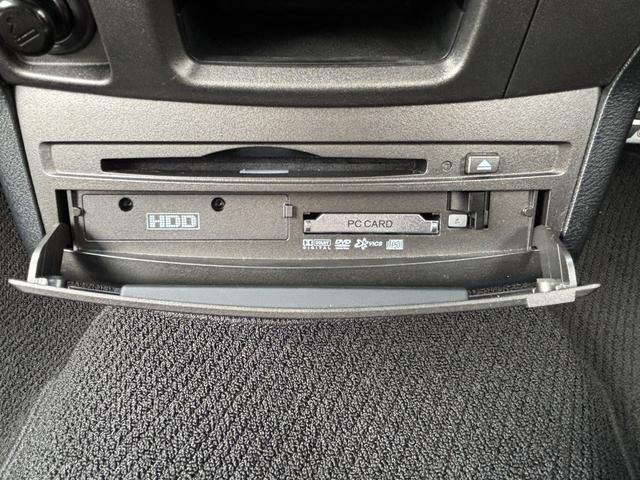 オデッセイ アブソルート　ＥＴＣ　バックカメラ　ナビ　オートクルーズコントロール　ＨＩＤ　キーレスエントリー　電動格納ミラー　パワーシート　ＡＴ　アルミホイール　ＣＤ　１００Ｖ電源　盗難防止システム　衝突安全ボディ　ＡＢＳ（52枚目）