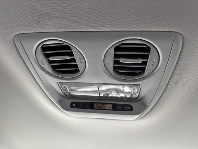 オデッセイ アブソルート　ＥＴＣ　バックカメラ　ナビ　オートクルーズコントロール　ＨＩＤ　キーレスエントリー　電動格納ミラー　パワーシート　ＡＴ　アルミホイール　ＣＤ　１００Ｖ電源　盗難防止システム　衝突安全ボディ　ＡＢＳ（57枚目）