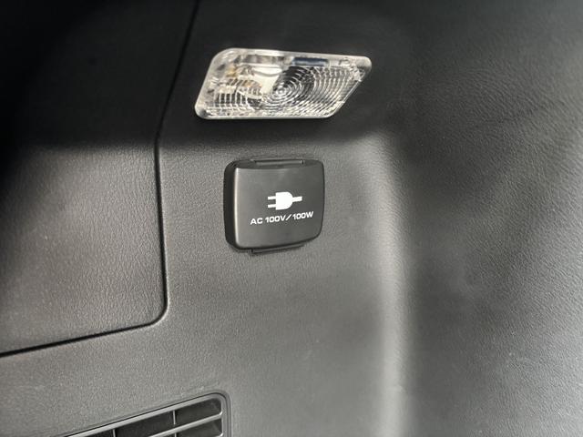 オデッセイ アブソルート　ＥＴＣ　バックカメラ　ナビ　オートクルーズコントロール　ＨＩＤ　キーレスエントリー　電動格納ミラー　パワーシート　ＡＴ　アルミホイール　ＣＤ　１００Ｖ電源　盗難防止システム　衝突安全ボディ　ＡＢＳ（62枚目）