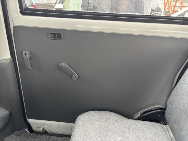 ＮＶ１００クリッパーバン ＤＸ　軽バン　ＡＴ　両側スライドドア　エアコン　運転席エアバッグ（33枚目）