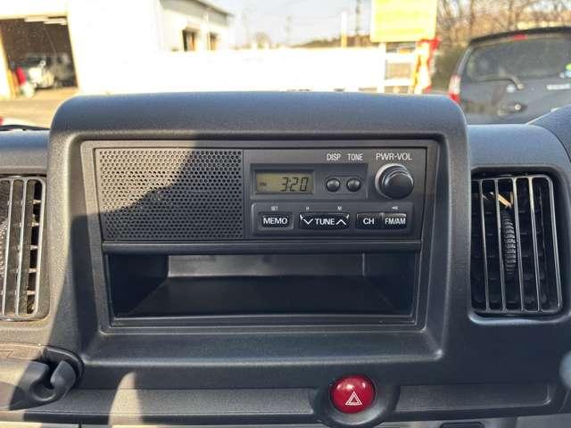 クリッパートラック ＤＸ　ＭＴ　エアコン　運転席エアバッグ（3枚目）