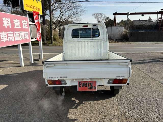 クリッパートラック ＤＸ　ＭＴ　エアコン　運転席エアバッグ（24枚目）