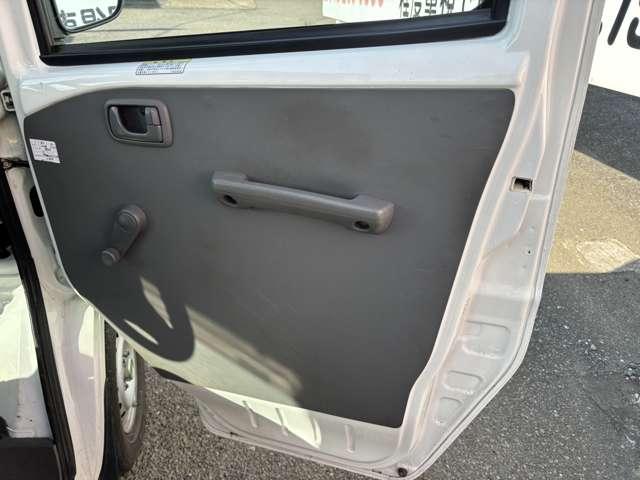 クリッパートラック ＤＸ　ＭＴ　エアコン　運転席エアバッグ（35枚目）