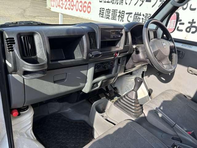 クリッパートラック ＤＸ　ＭＴ　エアコン　運転席エアバッグ（41枚目）