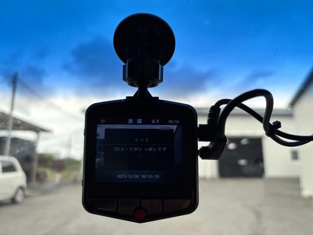 タントエグゼ カスタムＧ　ドライブレコーダー　ＥＴＣ　ナビ　ＴＶ　ＨＩＤ　スマートキー　電動格納ミラー　ＣＶＴ　盗難防止システム　ＡＢＳ　ＣＤ　ミュージックプレイヤー接続可　アルミホイール　衝突安全ボディ　エアコン（5枚目）