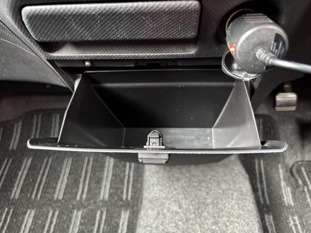 タントエグゼ カスタムＧ　ドライブレコーダー　ＥＴＣ　ナビ　ＴＶ　ＨＩＤ　スマートキー　電動格納ミラー　ＣＶＴ　盗難防止システム　ＡＢＳ　ＣＤ　ミュージックプレイヤー接続可　アルミホイール　衝突安全ボディ　エアコン（37枚目）