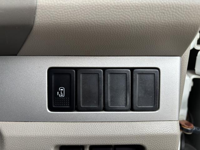 エブリイワゴン ＰＺターボ　両側スライド・片側電動　ナビ　キーレスエントリー　電動格納ミラー　ＡＴ　盗難防止システム　ＡＢＳ　ＣＤ　ＤＶＤ再生　ＭＤ　アルミホイール　衝突安全ボディ　エアコン　パワーステアリング　パワーウィンドウ（11枚目）