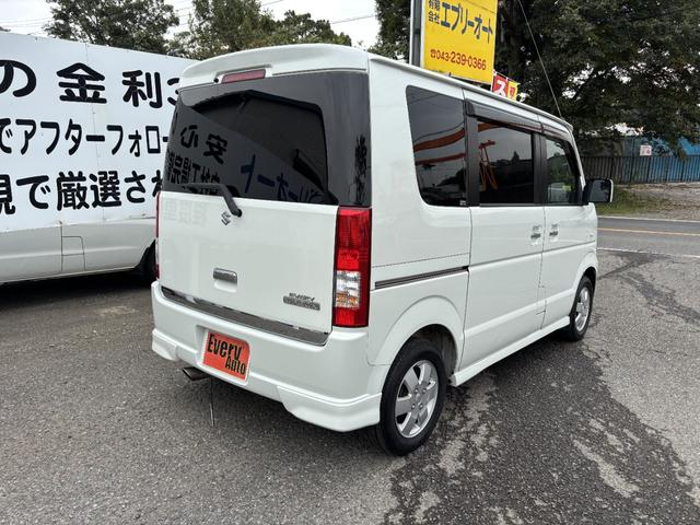 エブリイワゴン ＰＺターボ　両側スライド・片側電動　ナビ　キーレスエントリー　電動格納ミラー　ＡＴ　盗難防止システム　ＡＢＳ　ＣＤ　ＤＶＤ再生　ＭＤ　アルミホイール　衝突安全ボディ　エアコン　パワーステアリング　パワーウィンドウ（20枚目）