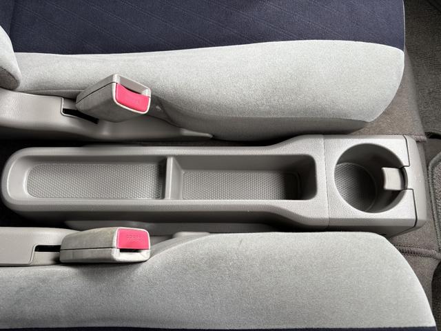 エブリイワゴン ＰＺターボ　両側スライド・片側電動　ナビ　キーレスエントリー　電動格納ミラー　ＡＴ　盗難防止システム　ＡＢＳ　ＣＤ　ＤＶＤ再生　ＭＤ　アルミホイール　衝突安全ボディ　エアコン　パワーステアリング　パワーウィンドウ（53枚目）