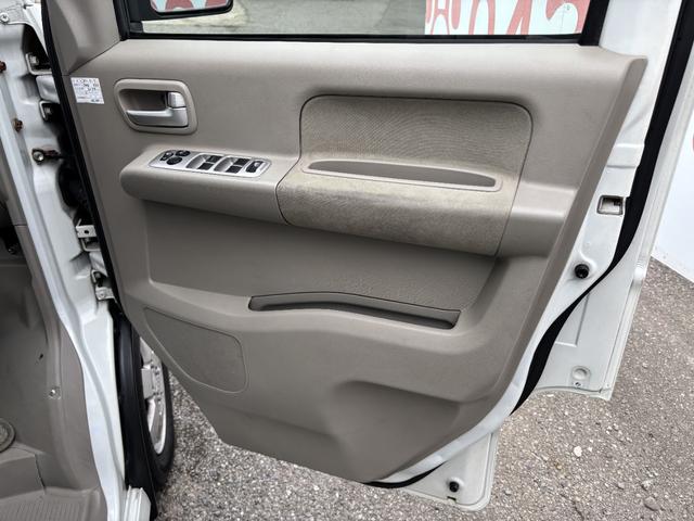 エブリイワゴン ＰＺターボ　両側スライド・片側電動　ナビ　キーレスエントリー　電動格納ミラー　ＡＴ　盗難防止システム　ＡＢＳ　ＣＤ　ＤＶＤ再生　ＭＤ　アルミホイール　衝突安全ボディ　エアコン　パワーステアリング　パワーウィンドウ（66枚目）