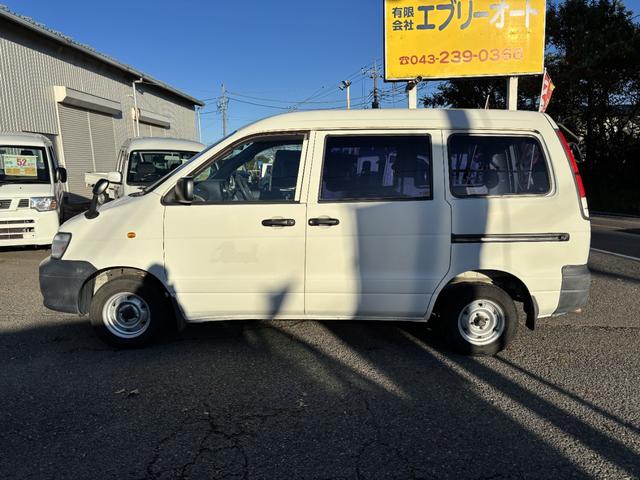 タウンエースバン GL ETC 両側スライドドア キーレスエントリー AT CD USB 記録簿 エアコン パワーウィンドウ 運転席エアバッグ(18枚目)