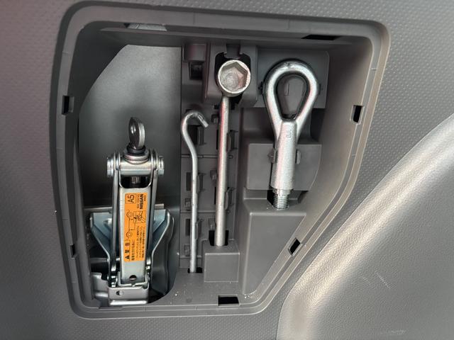 ＡＤエキスパート ＬＸ　ドライブレコーダー　ＥＴＣ　バックカメラ　ナビ　ＴＶ　スマートキー　電動格納ミラー　１００Ｖ電源　ＡＴ　ＡＢＳ　ＣＤ　ＵＳＢ　Ｂｌｕｅｔｏｏｔｈ　エアコン　パワーステアリング　パワーウィンドウ（40枚目）