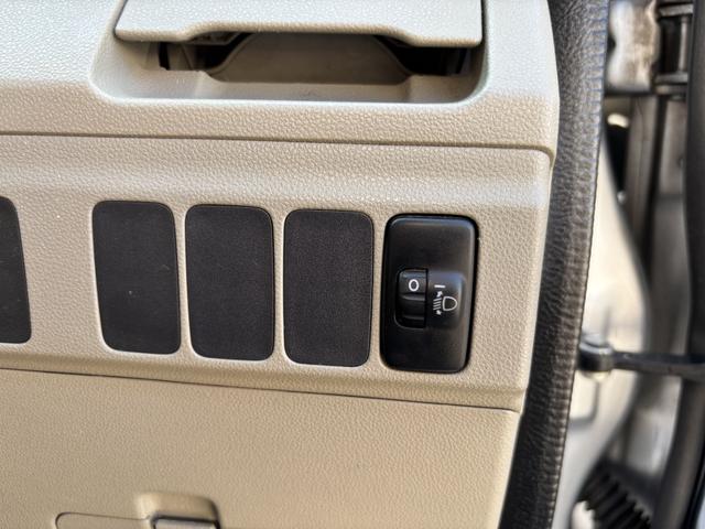 当店のお車をご覧いただきましてありがとうございます。お車についてのご質問やお見積りのご依頼、ご購入にあたってのご相談などお気軽にお問い合わせ下さい！