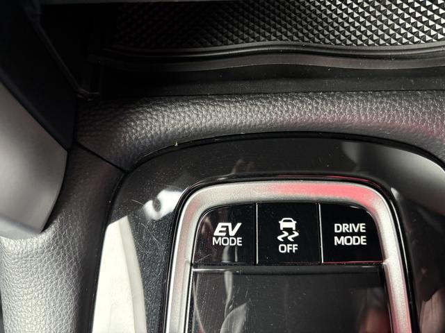 カローラクロス ハイブリッド Z 4WD ドライブレコーダー 全周囲カメラ クリアランスソナー オートクルーズコントロール レーンアシスト パワーシート パークアシスト 衝突被害軽減システム ナビ TV オートマチックハイビーム(14枚目)