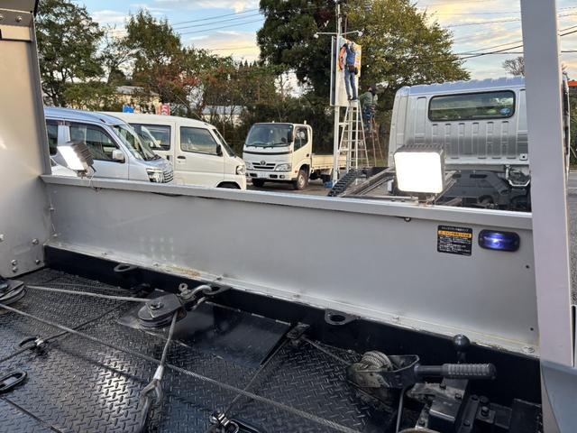 トヨエース 　トラック　ＭＴ　衝突被害軽減システム　クリアランスソナー　レーンアシスト　アイドリングストップ　ＥＳＣ　エアコン　パワーウィンドウ　運転席エアバッグ（47枚目）