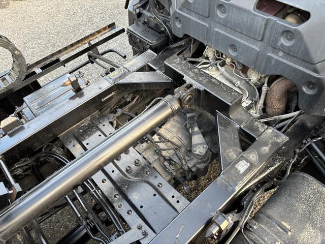 トヨエース 　トラック　ＭＴ　衝突被害軽減システム　クリアランスソナー　レーンアシスト　アイドリングストップ　ＥＳＣ　エアコン　パワーウィンドウ　運転席エアバッグ（52枚目）