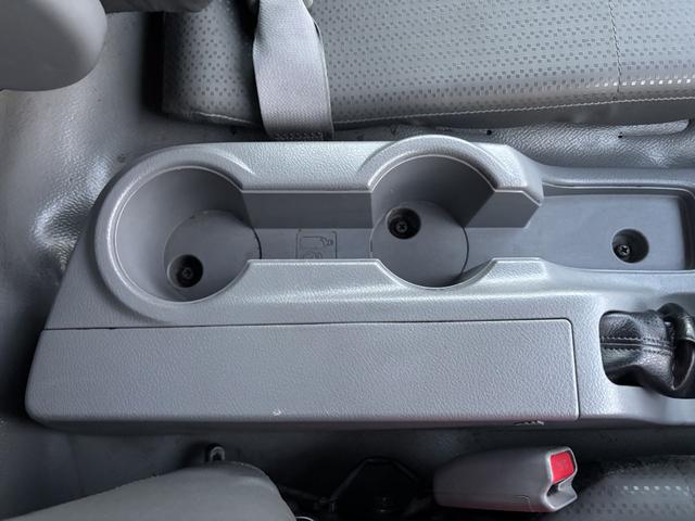 トヨエース 　トラック　ＭＴ　衝突被害軽減システム　クリアランスソナー　レーンアシスト　アイドリングストップ　ＥＳＣ　エアコン　パワーウィンドウ　運転席エアバッグ（66枚目）