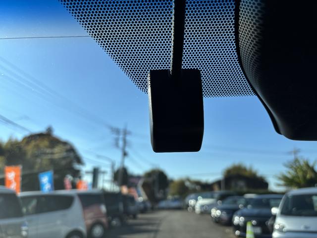 ドライブレコーダーもついています！もし事故を起こしてしまったら。そんな時に心強い味方になるのが、運転の記録を映像と音で記録するドライブレコーダーです。