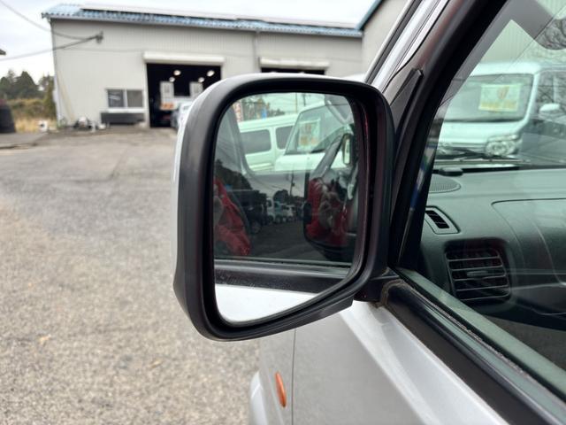 エブリイワゴン ジョイポップターボＰＺ　ＥＴＣ　両側スライドドア　ナビ　ＴＶ　キーレスエントリー　電動格納ミラー　ターボ　ＡＴ　ＡＢＳ　ＣＤ　ＵＳＢ　アルミホイール　衝突安全ボディ　エアコン　パワーステアリング　パワーウィンドウ（36枚目）