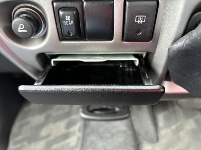 エブリイワゴン ジョイポップターボＰＺ　ＥＴＣ　両側スライドドア　ナビ　ＴＶ　キーレスエントリー　電動格納ミラー　ターボ　ＡＴ　ＡＢＳ　ＣＤ　ＵＳＢ　アルミホイール　衝突安全ボディ　エアコン　パワーステアリング　パワーウィンドウ（45枚目）